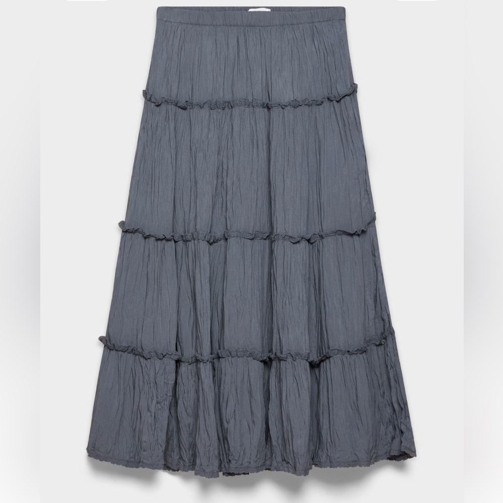 Aritzia Damasque Skirt in Vintage Navy size Large